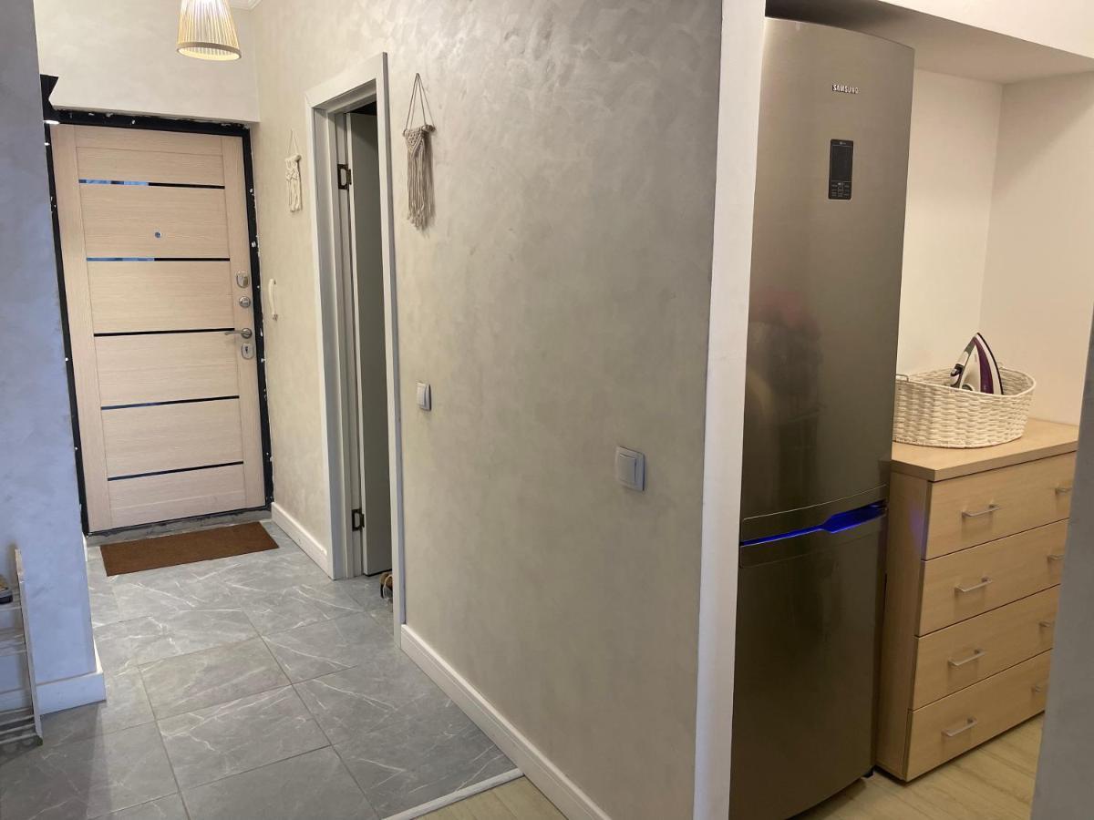 Арбат Apartment アルマトイ エクステリア 写真